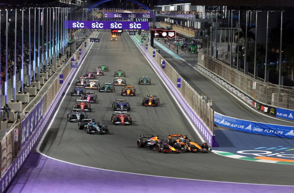 Piastri, nuevo líder del Mundial de F1 tras ganar en Arabia Saudita